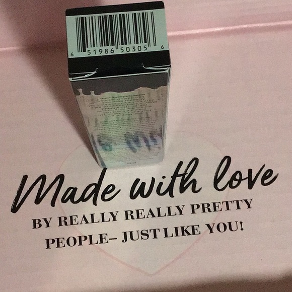 Too Faced Melted Matte-llics liquid Lipstick Metal Transformer - Picture 9 of 13